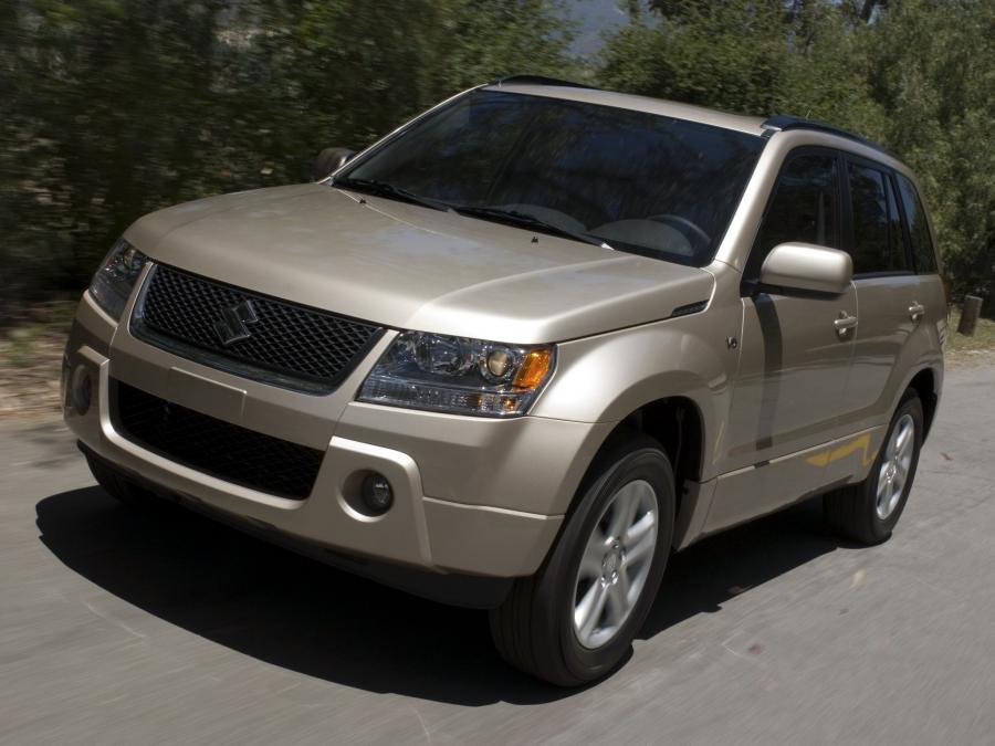  Suzuki Grand Vitara 5-Door 2005 года  (US) (фото 13 из 30)